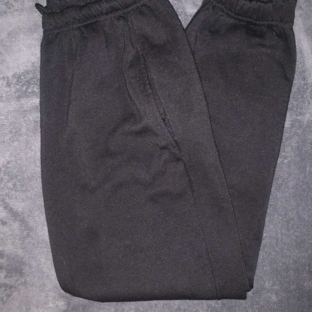 Black Sweatpants with Elastic Waistband and Relaxed Fit